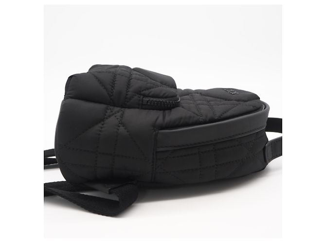 Christian Dior Rider Rucksack aus technischem Macro Cannage Taffeta - Ansicht 9