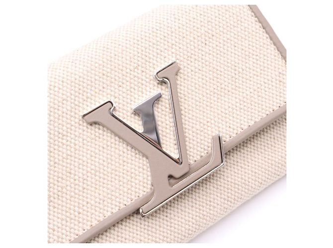 Louis Vuitton Portefeuille Capucines Compact Tri-fold Wallet Beige Taupe - view 10