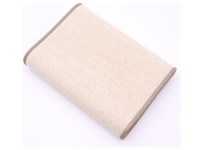 Louis Vuitton Portefeuille Capucines Compact Tri-fold Wallet Beige Taupe - view 2