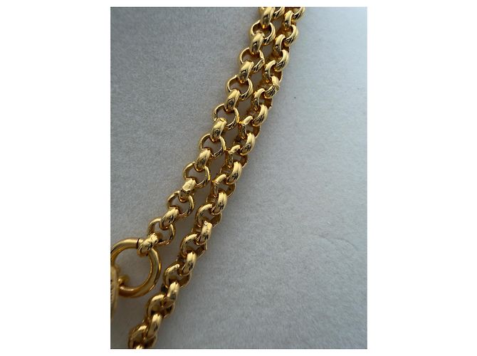 Collier pendentif Chanel CC Doré - vue 6