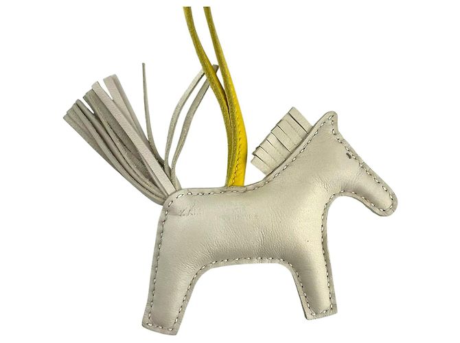 Hermès HERMES Rodeo Robeo 24 PM Charm Marrone Bianco Crudo - vista 4