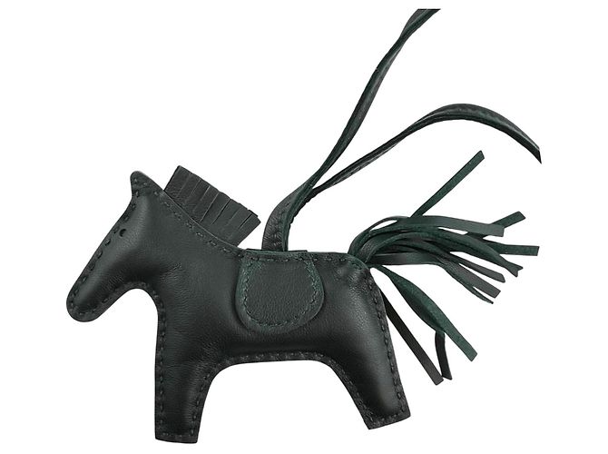 Hermès Hermes Rodeo Charm en Agneau Vert Cypress - vue 3