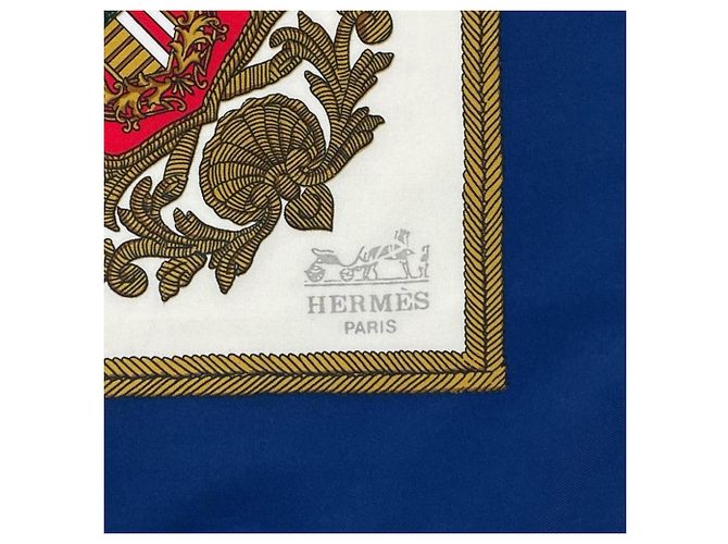 Hermès Carré Hermes 90 Foulard en Soie Rouge Bleu - vue 7