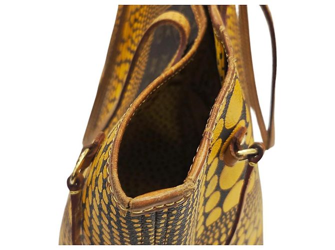 Sac cabas Louis Vuitton Neverfull MM Marron Jaune Monogramme - vue 12