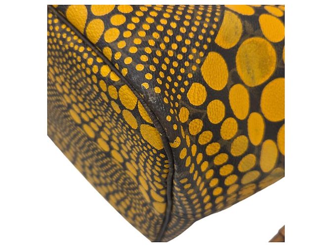 Sac cabas Louis Vuitton Neverfull MM Marron Jaune Monogramme - vue 7