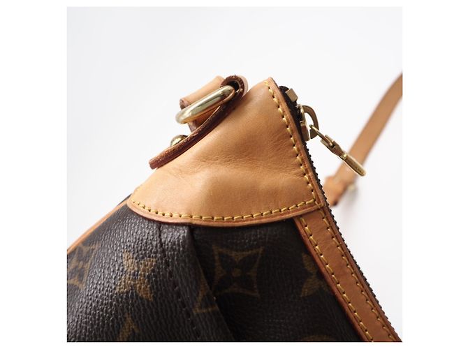 Sac à épaule Louis Vuitton Monogram Odeon PM Marron Beige - vue 11