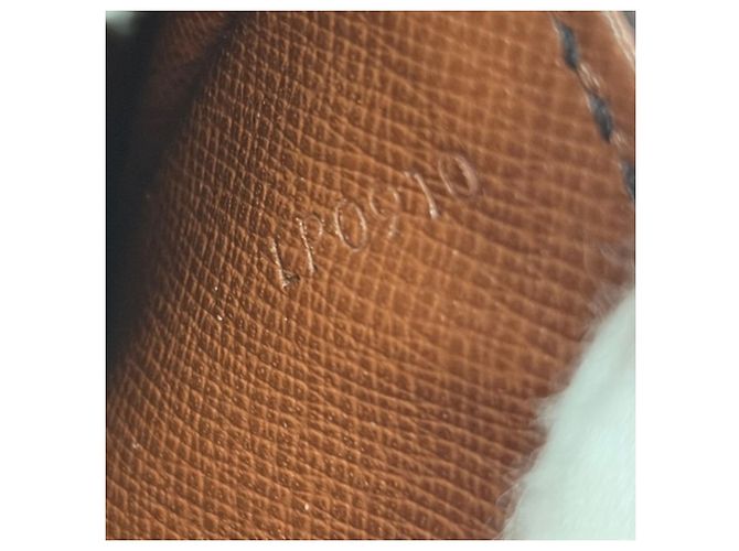 Sac à épaule Louis Vuitton Monogram Saint Cloud PM Marron - vue 9