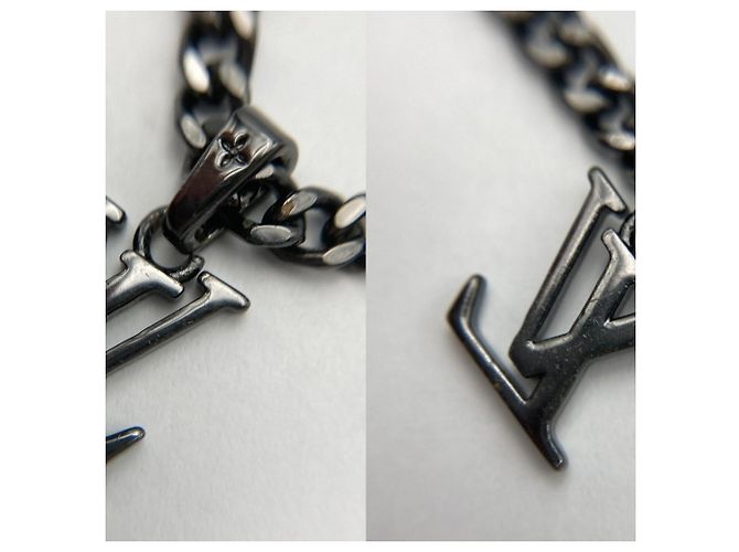 Louis Vuitton LV Initial Monogram Flower Necklace Black - view 4
