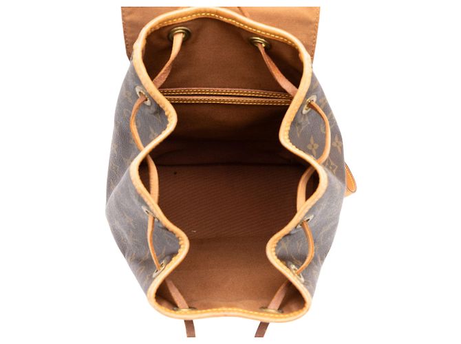 Louis Vuitton Brown Monogram Montsouris PM Marron - vue 4