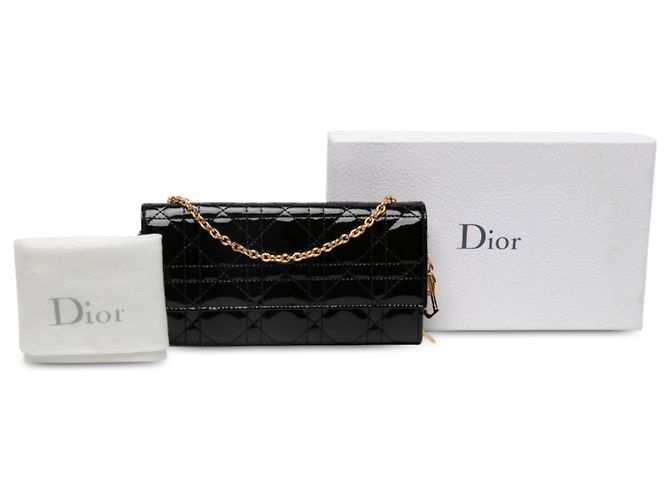 Dior Lady Dior Wallet On Chain aus schwarzem Lackleder Cannage - Ansicht 6