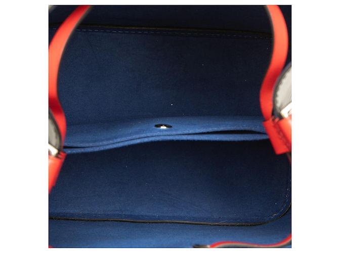 Néonoé Louis Vuitton Black Epi Neonoe BB Nero - vista 4