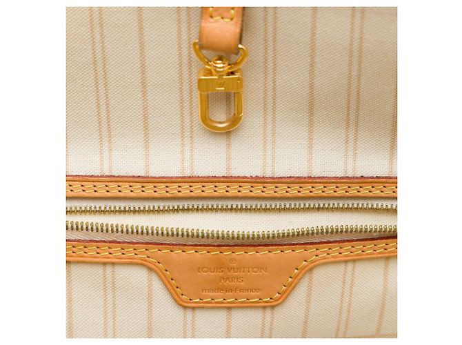 Louis Vuitton White Damier Azur Neverfull MM - view 5