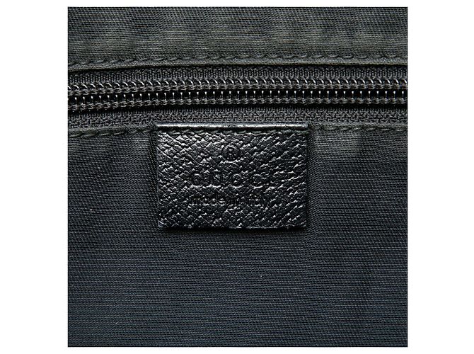 Sac messager à rabat Gucci en toile GG noire - vue 5