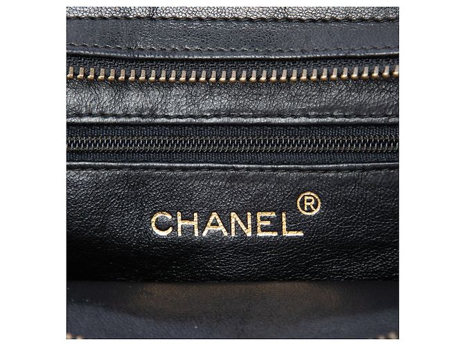 Chanel Black CC Quilted Lambskin Tassel Crossbody Nero - vista 5