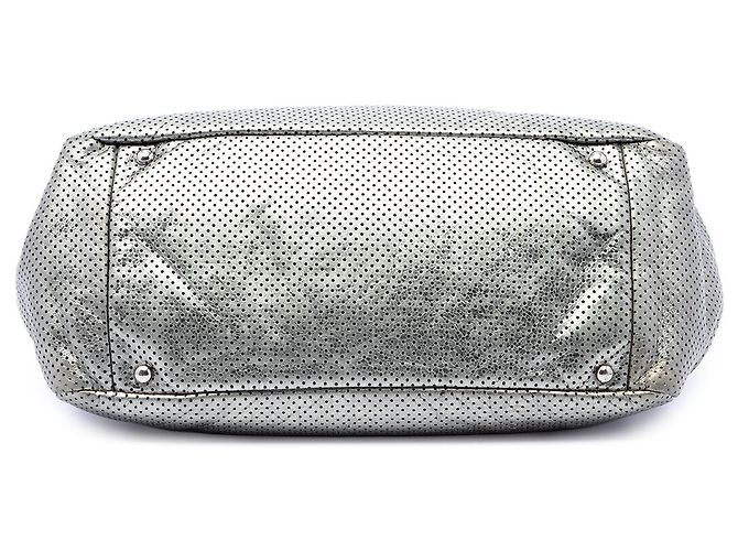 Chanel Silver Metallic Perforated Calfskin Reissue 2.55 Drill Accordion Flap Argento - vista 3