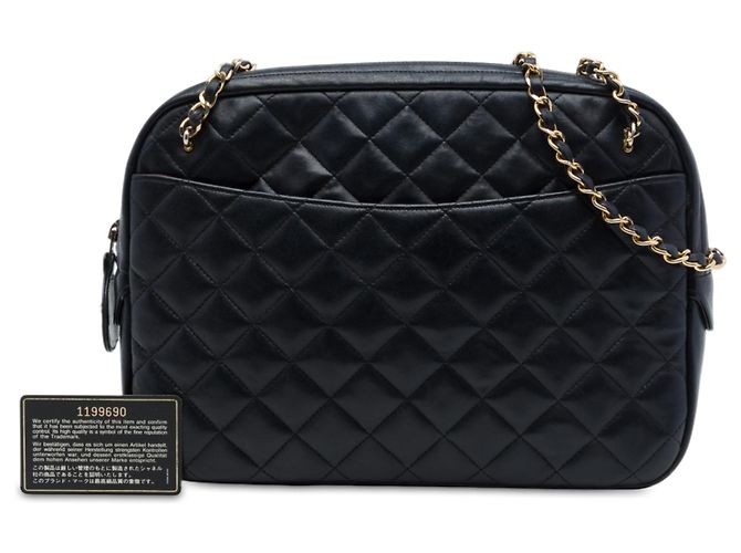 Borsa Camera Chanel in pelle d'agnello matelassé nera con catena CC Nero - vista 7