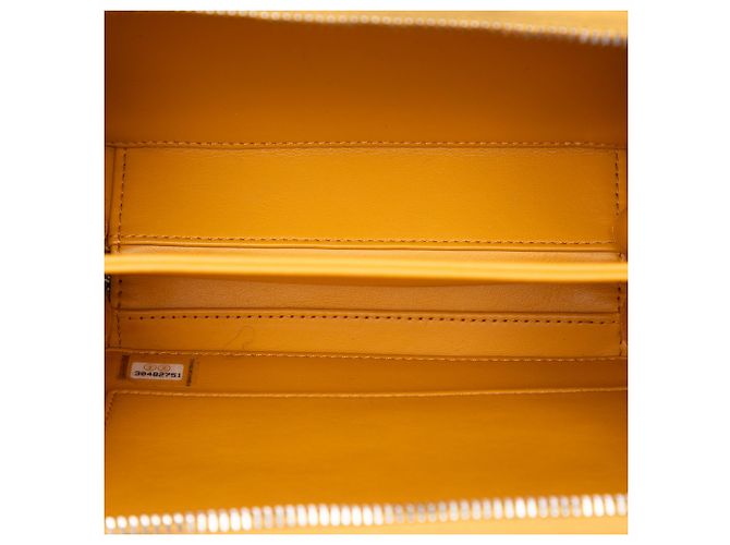 Chanel Yellow Small Lambskin CC Filigree Incognito Vanity Case Giallo Senape - vista 4