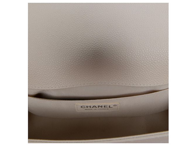 Chanel Brown Old Medium Chevron Caviar Boy Flap Marron Beige - vue 4