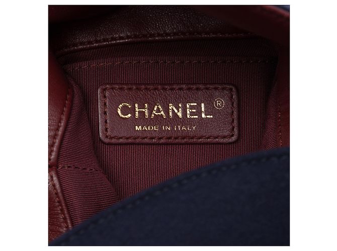Bolsa Bucket Chanel Blue Paris Hamburg em lã acolchoada com charms Azul Azul marinho - vista 5