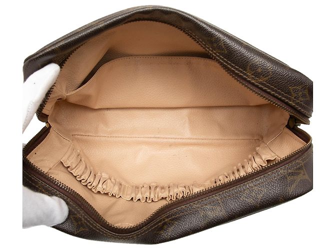Louis Vuitton Brown Monogram Trousse Toilette 28 Castaño - vista 4