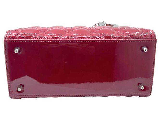Borsa a tracolla Christian Dior Lady Medium Cannage in vernice smaltata rossa - vista 8