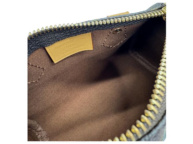 Bolsa de Ombro Louis Vuitton Monogram Nano Speedy Marrom Monograma - vista 14