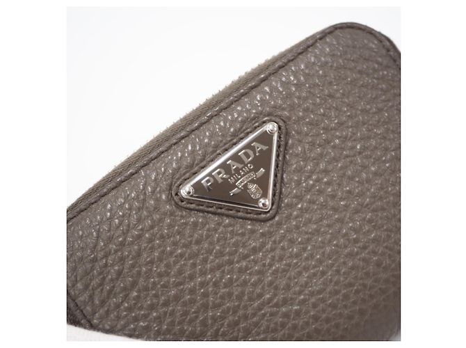 Monedero Prada de piel Vitello Daino Castaño - vista 9