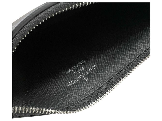 Louis Vuitton Monogram Eclipse Card Case Preto - vista 9
