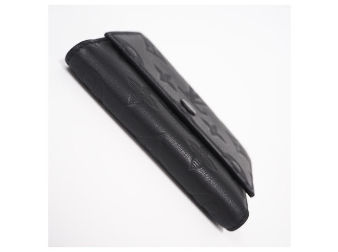 Louis Vuitton Monogram Shadow Victor Wallet Black - view 6