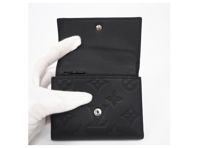 Louis Vuitton Monogram Shadow Victor Wallet Black - view 9