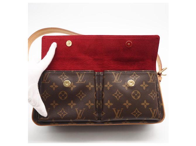 Sac à main Louis Vuitton Monogram Viva Cite MM Marron Beige - vue 12