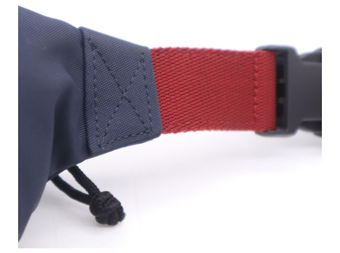 Borsa a cintura Balenciaga Nylon Wheel Rosso Blu navy - vista 10