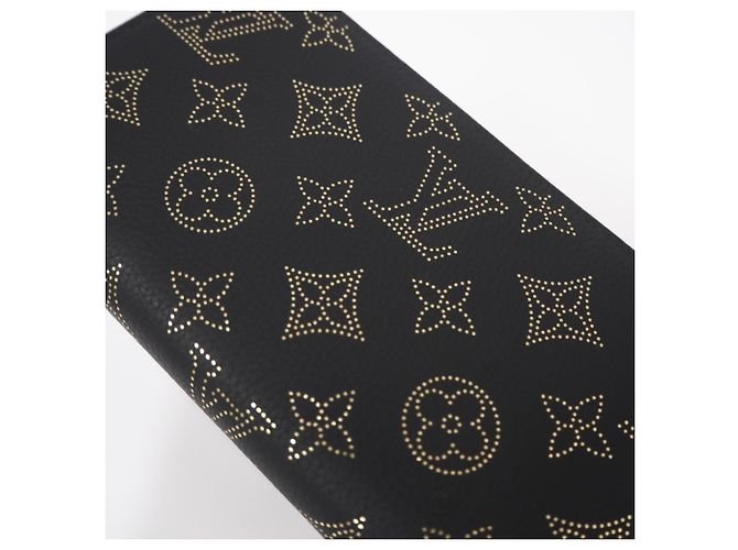 Cartera Zippy Louis Vuitton Mahina en Noir Negro Dorado - vista 4