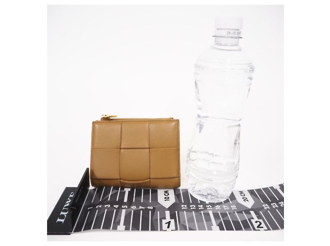 Cartera bi-fold Small Cassette Maxi Intrecciato Bottega Veneta - vista 3
