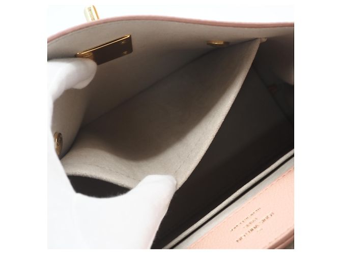 Sac à épaule Louis Vuitton Lockme Ever MINI Beige - vue 13
