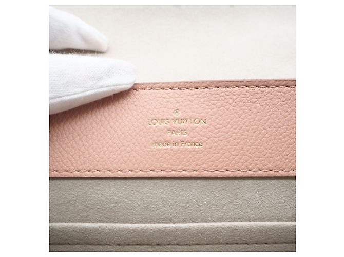 Sac à épaule Louis Vuitton Lockme Ever MINI Beige - vue 15