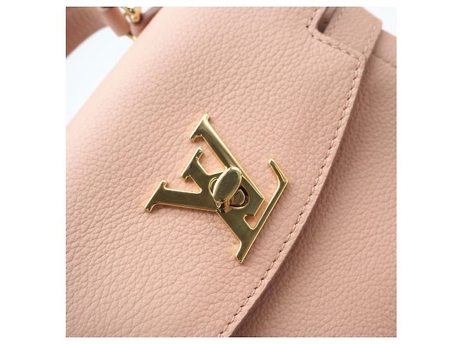 Sac à épaule Louis Vuitton Lockme Ever MINI Beige - vue 5