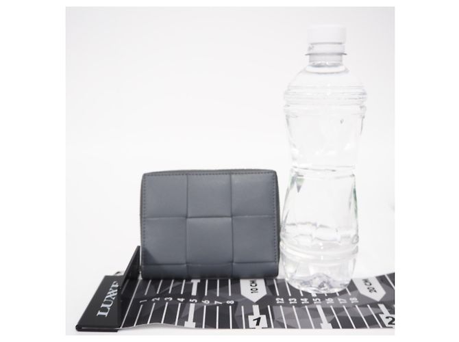 Bottega Veneta Maxi Intrecciato Compact Wallet - view 3