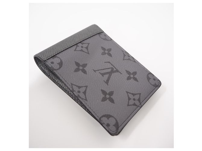 Louis Vuitton Taigarama Portefeuille Multiple Bi-fold Wallet Prata - vista 3