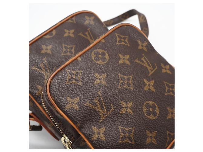 Bolso de hombro Louis Vuitton Monogram Amazon Castaño Beige - vista 4