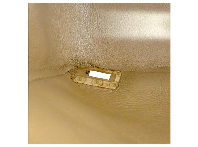Sac à épaule à chaîne CHANEL Matelassé 25 Beige - vue 15