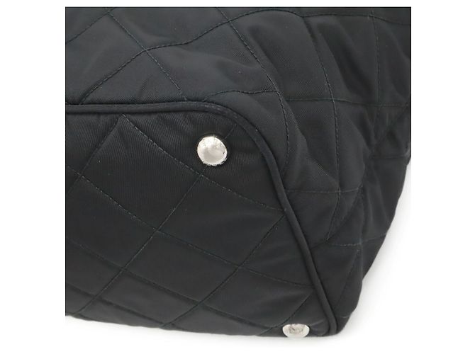 Prada Tessuto Schultertasche mit Kette und Dreieck Schwarz - Ansicht 4