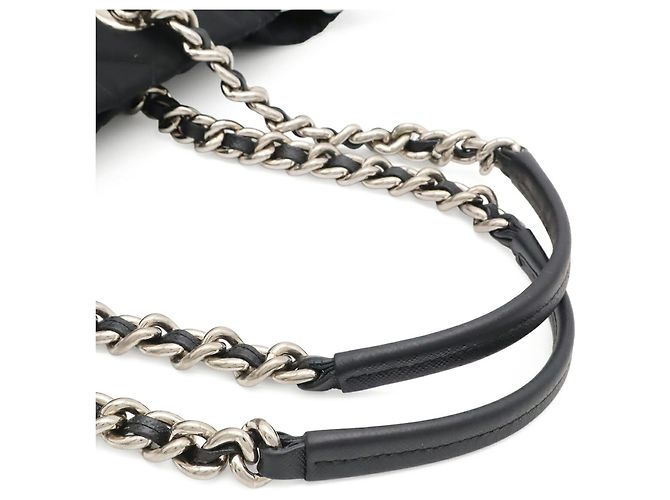 Prada Tessuto Schultertasche mit Kette und Dreieck Schwarz - Ansicht 5