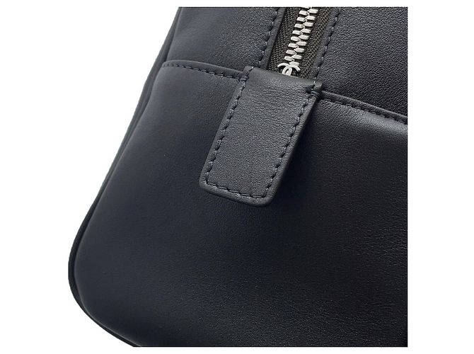 Bolsa de ombro Chanel em couro de bezerro preto - vista 8