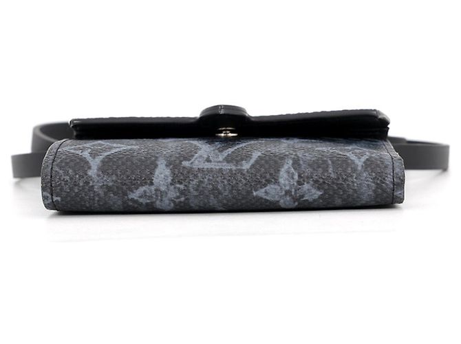 Louis Vuitton Tri-Fold Wallet Black - view 3