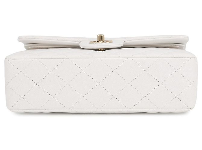 Borsa a tracolla con catena Chanel Matelassé Bianco - vista 3
