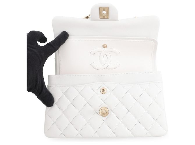 Borsa a tracolla con catena Chanel Matelassé Bianco - vista 6