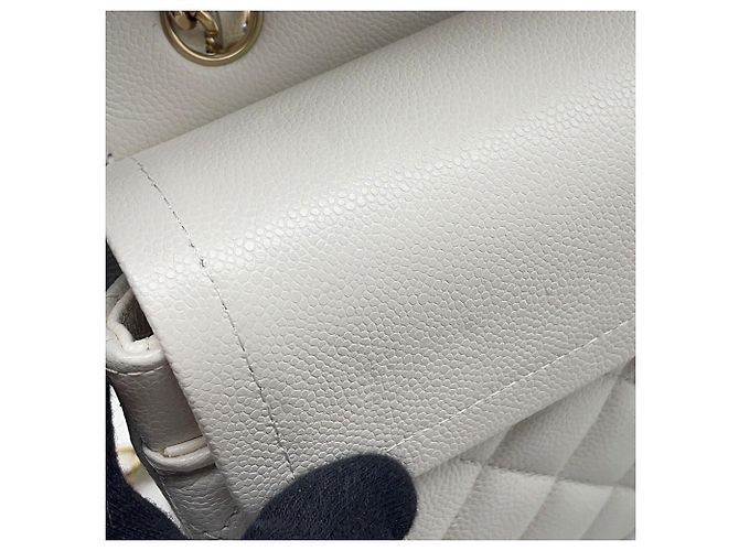 Borsa a tracolla con catena Chanel Matelassé Bianco - vista 8