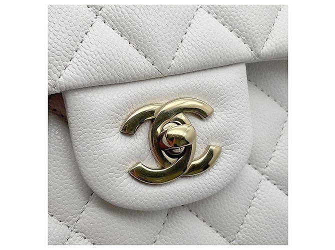 Borsa a tracolla con catena Chanel Matelassé Bianco - vista 9