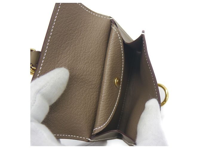 Hermès Carteira Compacta e Porta-moedas Hermes Glenan Taupe - vista 8